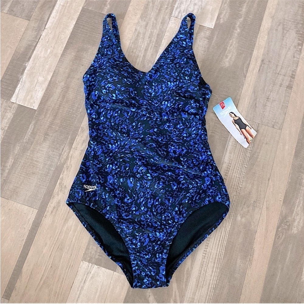 Women’s Speedo One Piece Swimsuit Blue NWT Size 6